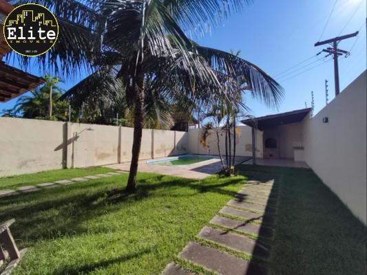ÁREA DE LAZER/PISCINA